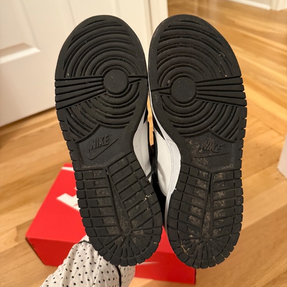 Nike Dunk Low Pandas Black/White - Picture 7 of 8